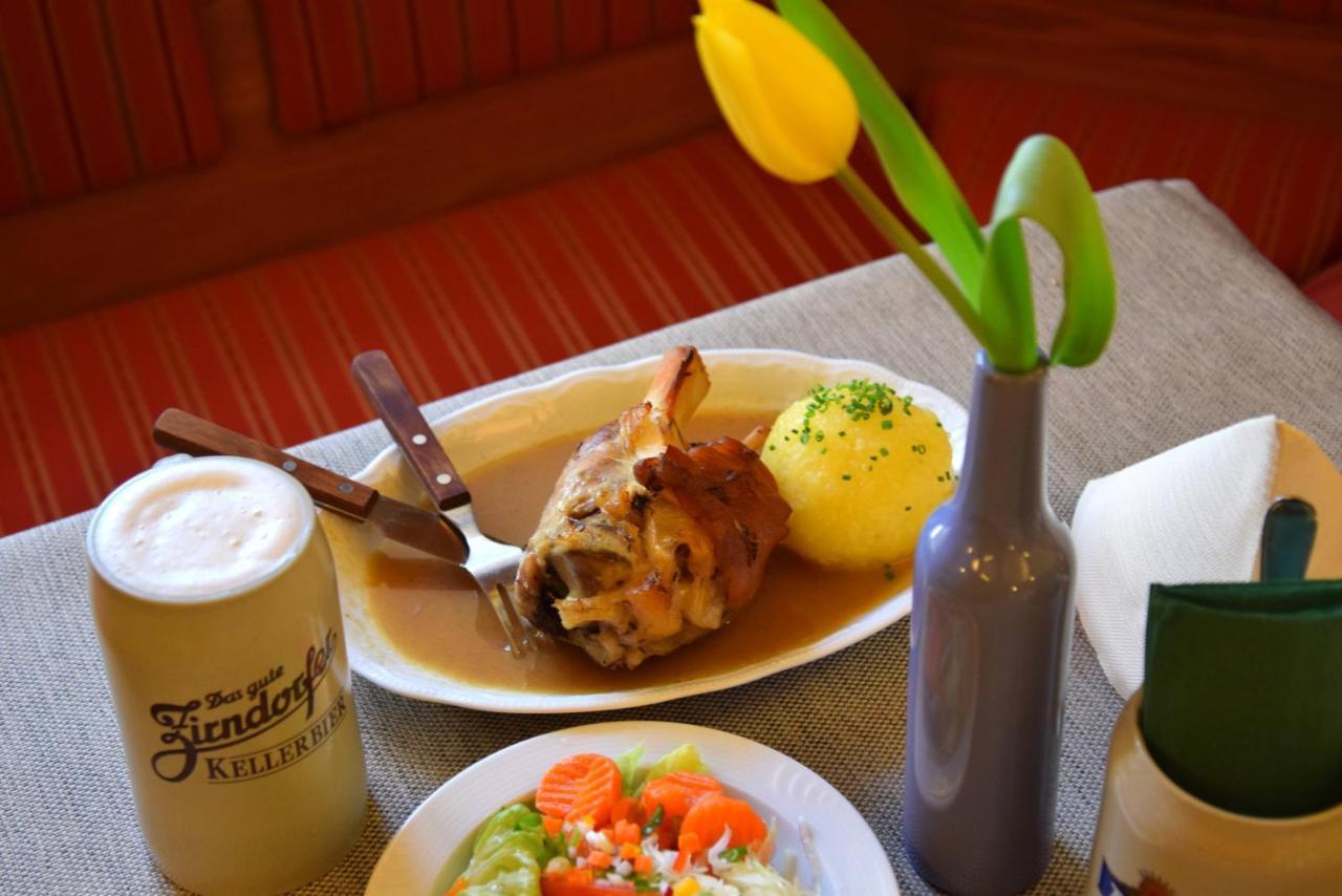 Hotel Gasthof Zum Loewen Velburg Kültér fotó