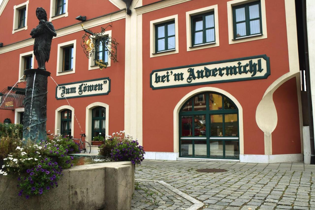 Hotel Gasthof Zum Loewen Velburg Kültér fotó