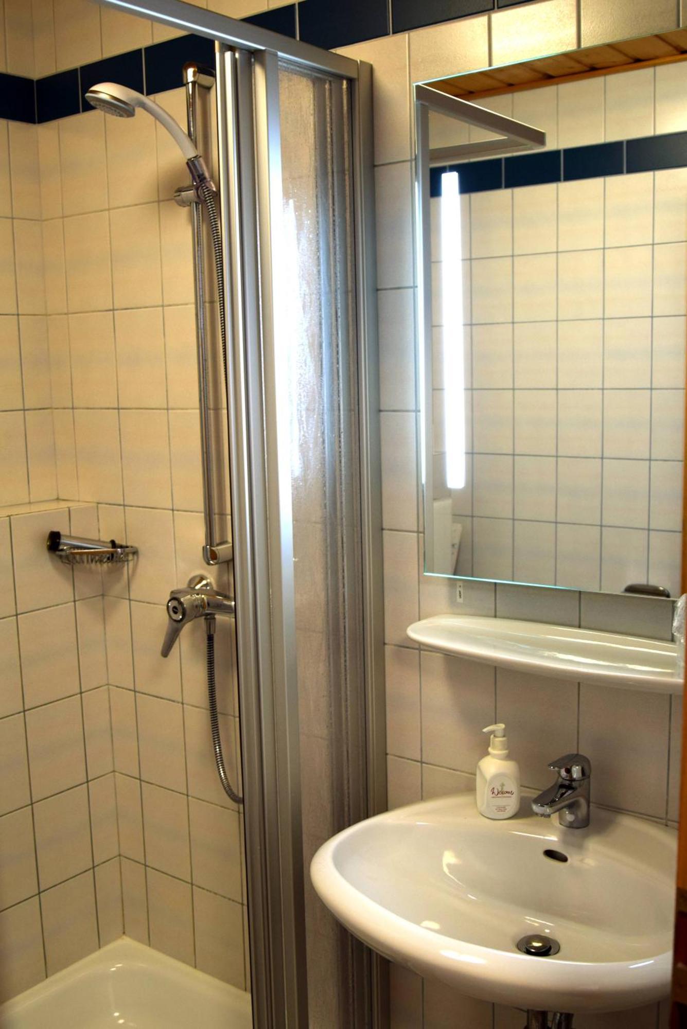 Hotel Gasthof Zum Loewen Velburg Szoba fotó