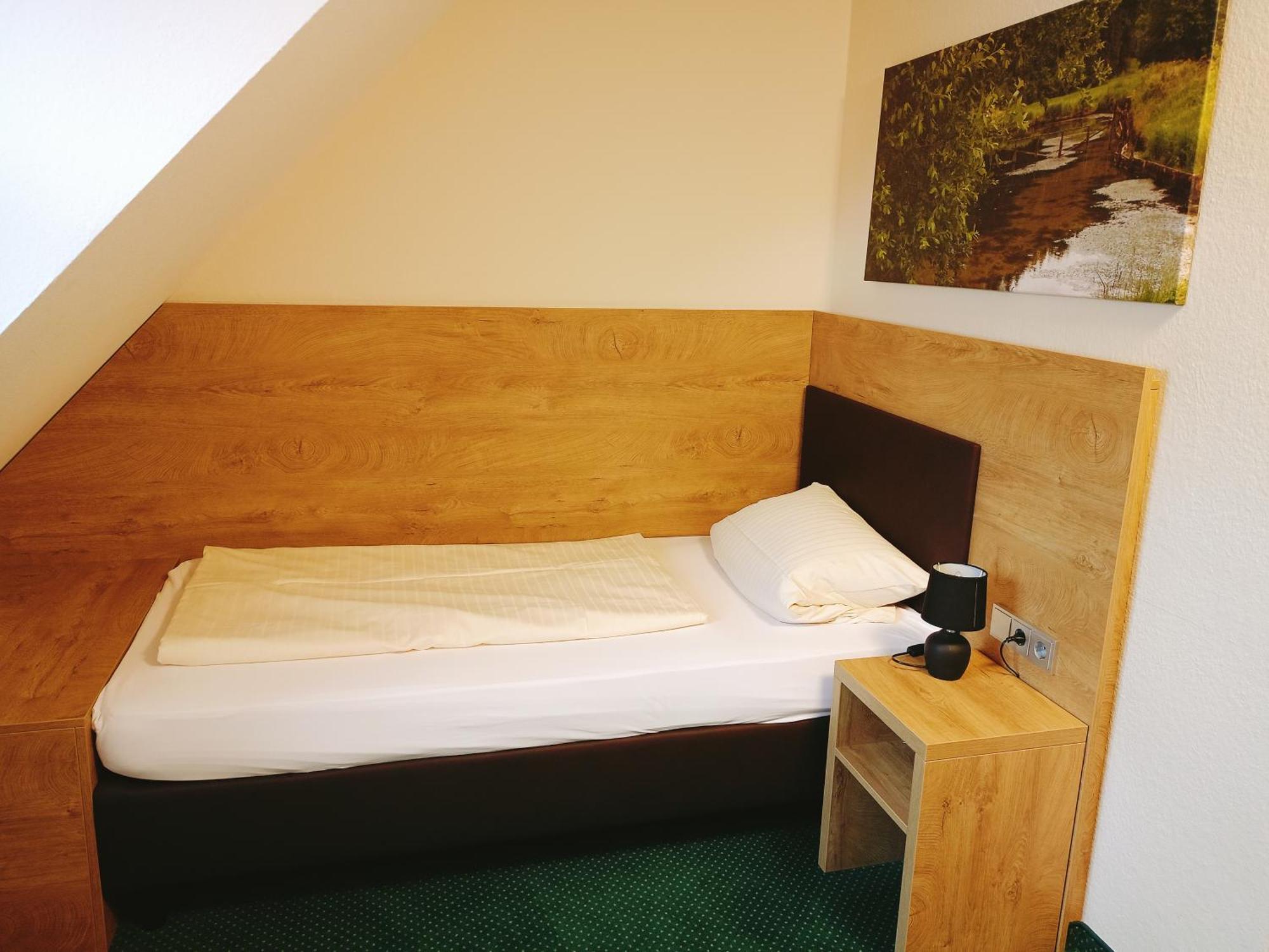Hotel Gasthof Zum Loewen Velburg Kültér fotó